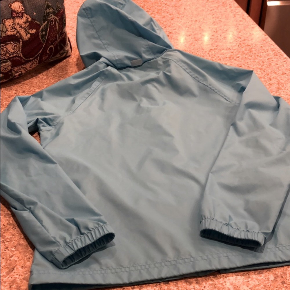 L.L. Bean Lightweight Blue Jacket With Hood - Picture 8 of 15